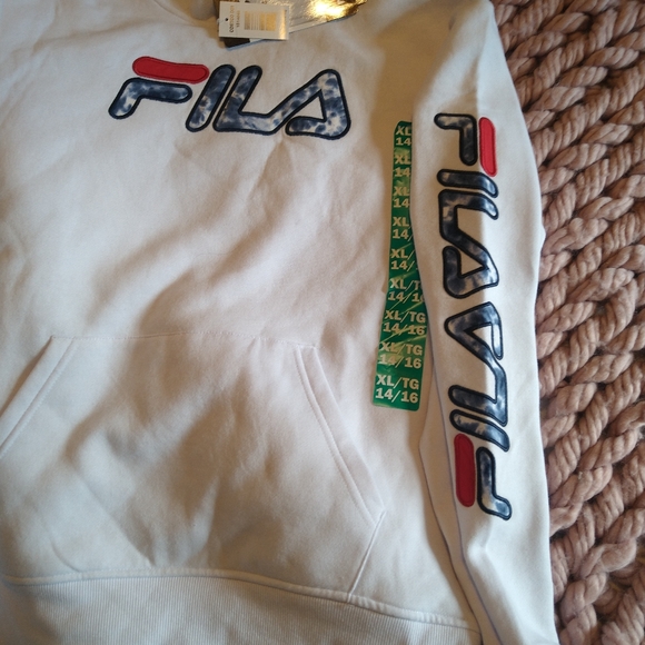 Fila sweater with tags on - Picture 5 of 5
